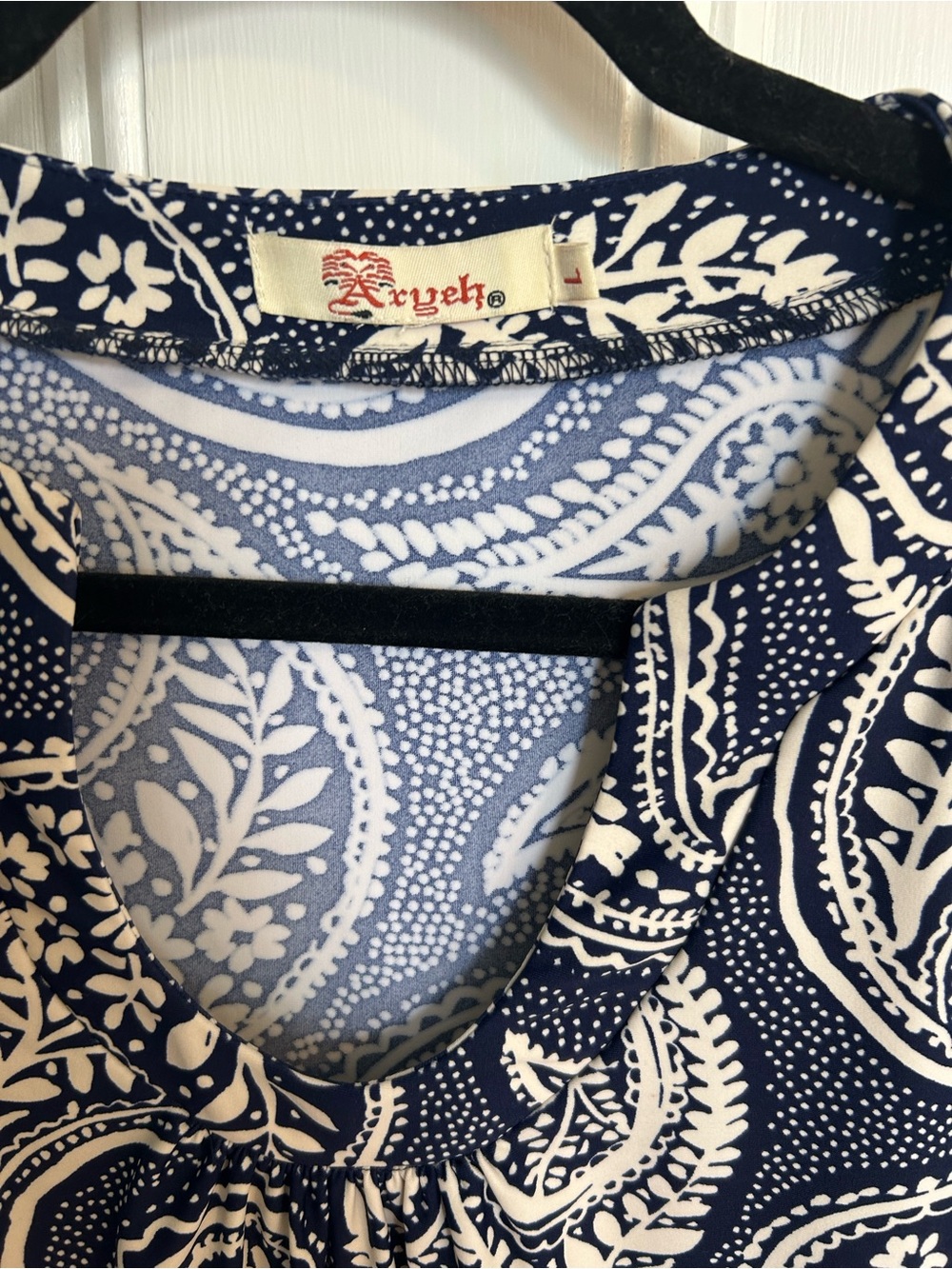 Aryeh Navy and White Paisley-Print Keyhole Blouse